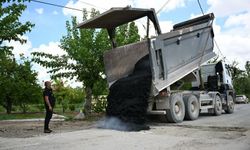 Yeşilyurt Belediyesinden yol yenileme çalışmaları
