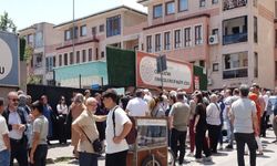 YKS'nin ikinci oturumu AYT başladı: 1,6 milyon aday ter döküyor