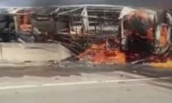 Yolcu otobüsünden geriye metal yığını kaldı: 25 ölü, 17 yaralı