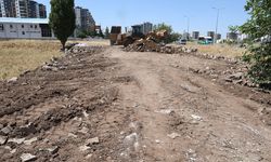 Diyarbakır'da Elazığ Bulvarı'nı rahatlatacak yeni bağlantı yolu yapılıyor