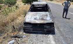 Gaziantep'te seyir halindeki otomobil alev aldı