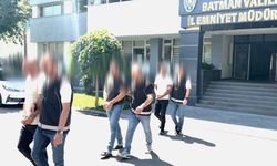 Pamuk yüklü iki tırda 112 kilo esrar ele geçirildi