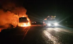 Bulgur yüklü tırın dorsesi yandı