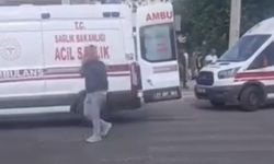 Diyarbakır'da otomobiller çarpıştı: 2 yaralı