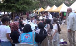 Gaziantep'te ihtiyaç sahipleri yararına düzenlenen kermeste yetim çocuklar unutulmadı