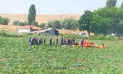 Eğitim helikopteri düştü: Yaralılar var.