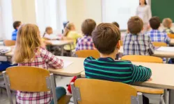Laik atak geçirmeyin, artık Batı da karma eğitime karşı!