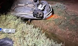 Mardin'de otomobil takla attı: 3 kişi yaralandı