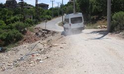 Silvan'da heyelan sonrası çöken yol 8 aydır yapılmadı