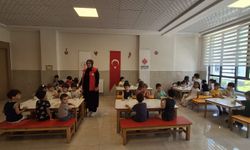 "1001 Vakıf Hayır Şartı" doğrultusunda Gaziantep'te 750 çocuğa meyve ikramı