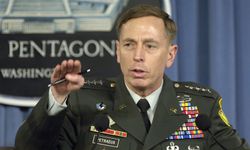 Petraeus: ABD’nin Orta Doğu’daki üsleri kullanılamaz