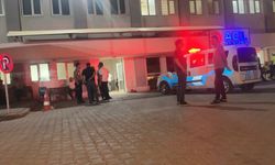 Boğazına yabancı cisim kaçan 2 yaşındaki çocuk ağır yaralandı