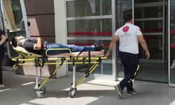 Motosiklet ile otomobil çarpıştı: 1 yaralı