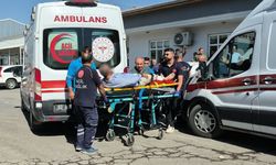 Belediye binası bahçesinde silahlar konuştu: 3 yaralı