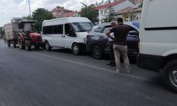 Bingöl'de zincirleme kaza: 4 araç çarpıştı