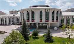 Bitlis Eren Üniversitesi'nde hastane ve morfoloji binası için geri sayım