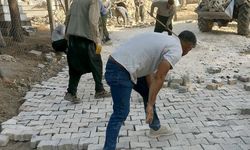 Gaziantep'te mezarlığı imece usulüyle düzenlediler
