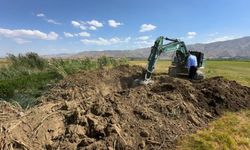 Hakkari'de 20 köyü ilgilendiren dere ıslahı başladı