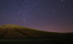 Perseid meteor yağmuru Van Gölü kıyısından görüntülendi