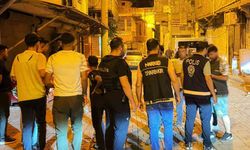 Diyarbakır'da gece yarısı 4 mahalle ablukaya alındı: Şok uygulama!
