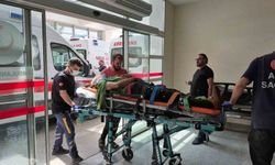 Adıyaman'da tütün yüklü römork devrildi: 8 işçi yaralandı