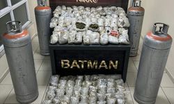 Batman'da sanayi tüplerine zulalanmış 87,5 kilo skunk ele geçirildi