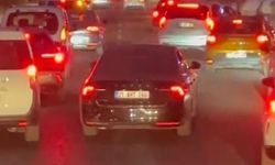 Diyarbakır'da anonslara rağmen itfaiyeye yol vermedi