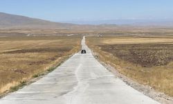 Kars'ta köy yollarında beton yol dönemi başladı