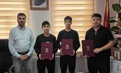 Çermik'te hafızlık eğitimini tamamlayan öğrencilere belgeleri verildi