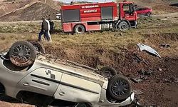 Siirt'te otomobil takla attı: Aynı aileden 5 yaralı