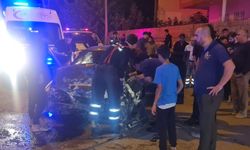 Batman'da hafif ticari araç ile otomobil çarpıştı: 3 yaralı