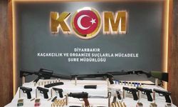 Diyarbakır'da silah ve mühimmat ele geçirildi, 13 kişi yakalandı