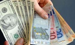 Dolar güçleniyor, euro geriliyor