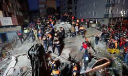 İstanbul Maltepe'de çöken binada ölenlerin sayısı 5'e yükseldi