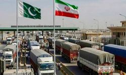 Pakistan İran sınırında ticareti durdurdu: Binlerce tır Belucistan'da mahsur kaldı