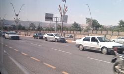 Şanlıurfa'da 3 aracın karıştığı zincirleme trafik kazası