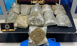 Siirt'te iki araçtan skunk çıktı! 6 kişi gözaltında