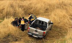 Lastiği patlayan araç şarampole yuvarlandı: 1 yaralı