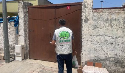 Umut Kervanı, Çınar'da kurban eti dağıttı