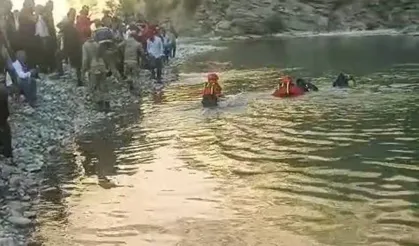 Bitlis’te dereye giren genç boğularak hayatını kaybetti