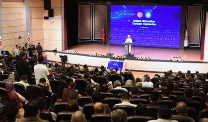 Diyanet İşleri Başkanı Erbaş: Tüm dijital hizmetlerimizi tek bir mobil uygulamada bir araya getirdik