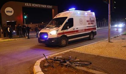 Kilis’te otomobilin çarptığı bisikletli hayatını kaybetti