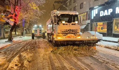 Muş'ta kar nedeniyle eğitime ara verildi