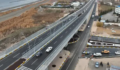 Van çevre yolu 75 dakikayı 25 dakikaya düşürdü