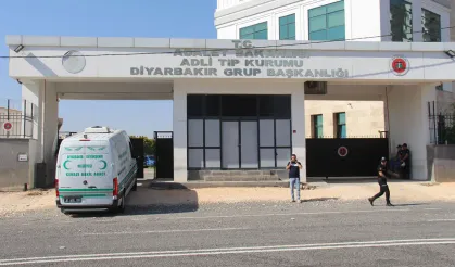 Diyarbakır'da husumetlisi boğazına ateş etti: Ölen kişinin ismi belli oldu
