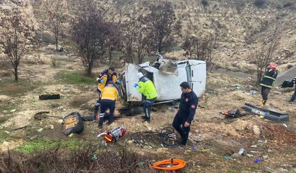 Gaziantep'te şarampole uçan otomobilin sürücüsü hayatını kaybetti