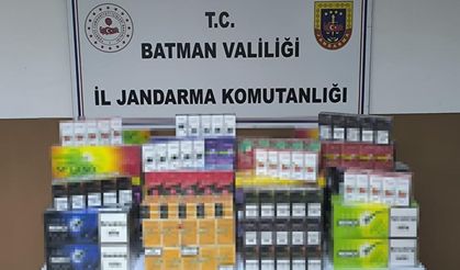 Batman'da 11 araçta arama yapıldı: Binlerce paket sigara ele geçirildi