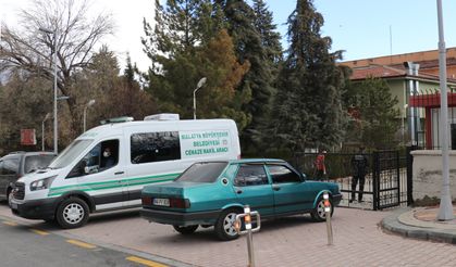 Komşuların tavuk kavgasında kan aktı: 1 ölü