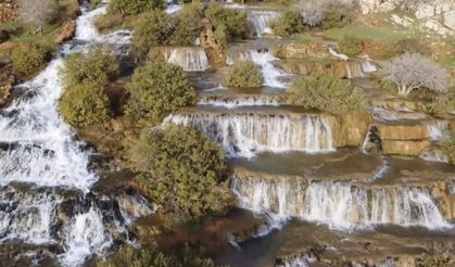 Mardin'de Başdeğirmen Şelalesi'ne ziyaretçi akını