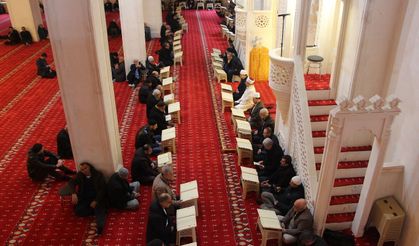 Mukabeleye büyük bir iştiyak var